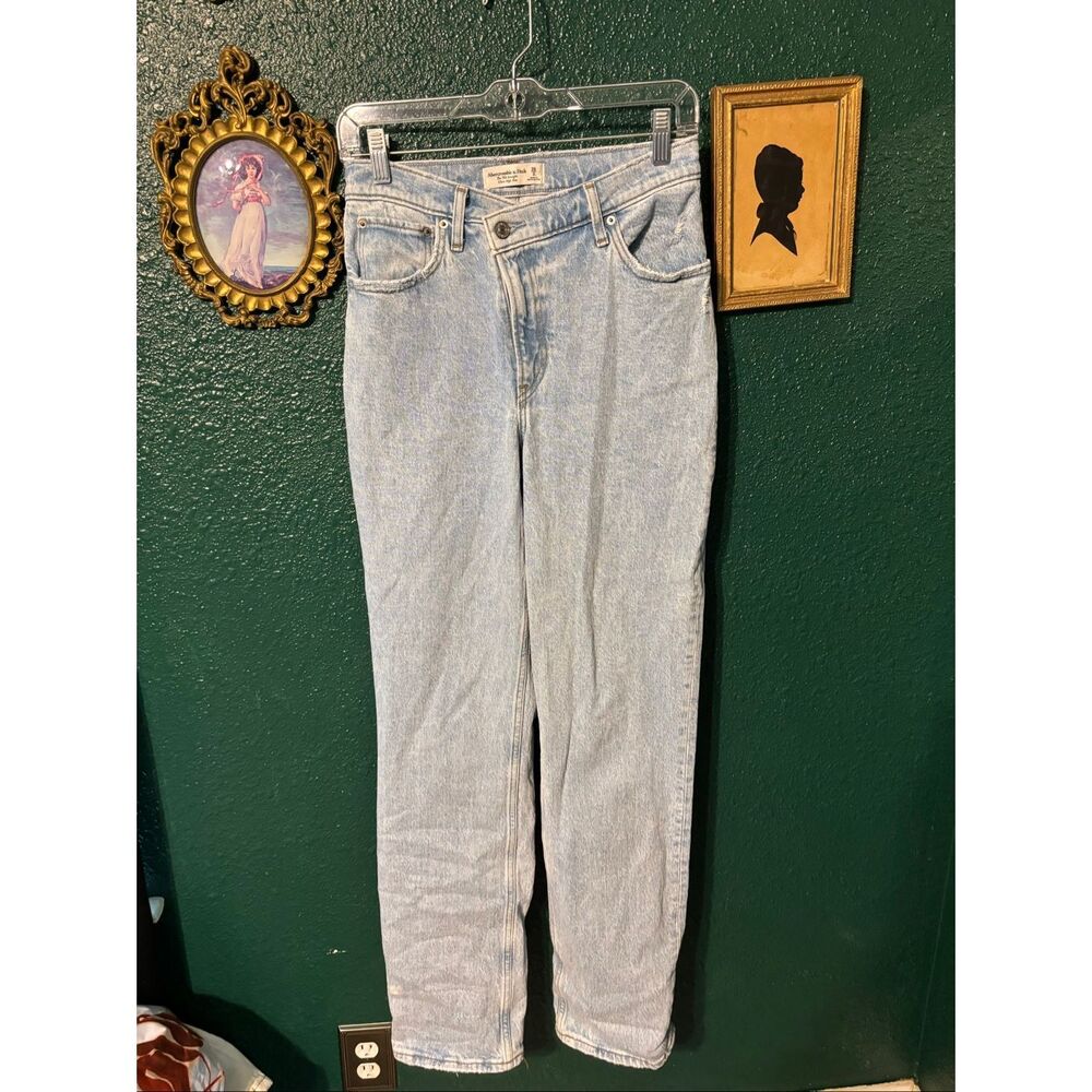 Abercrombie and Fitch The 90s Straight Ultra High Rise Denim Jeans Size 26/2 Lon